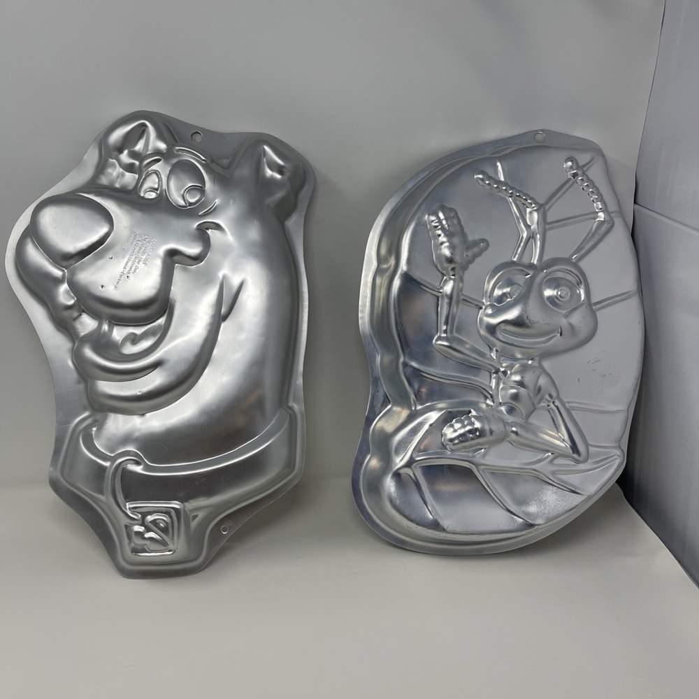 Lot Of 2 Wilton Cake Pans Ant From A Bugs Life And Scooby Doo
